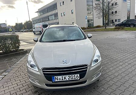 Peugeot 508 SW Active 155 THP Active