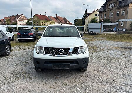Nissan Navara Pickup King Cab XE 4X4