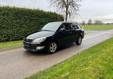 Skoda Fabia Combi Ambition*TÜV27*Scheckheft*8-Fach ber