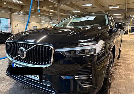 Volvo XC 60 XC60 B4 Momentum Pro. AHK, Standheizung, Carplay