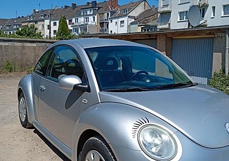 VW New Beetle Volkswagen Gepflegter , TÜV bis 10.2026