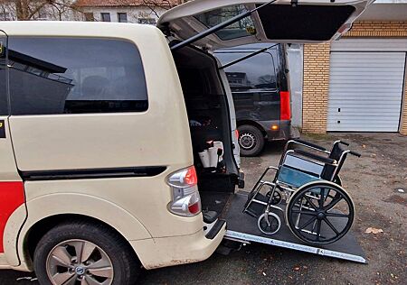 Nissan NV200