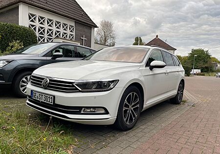 VW Passat Variant Volkswagen 2.0 TDI SCR DSG Comfortline V...