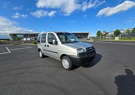 Fiat Doblo mit frischem TÜV bis 2027! Wenig KM!