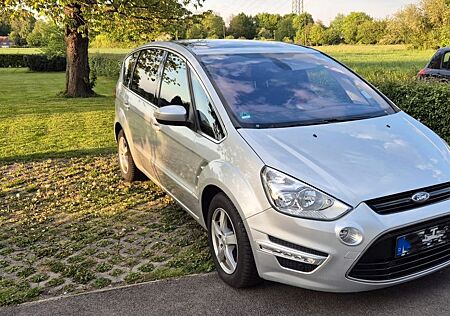 Ford S-Max 1,6 EcoBoost Titanium