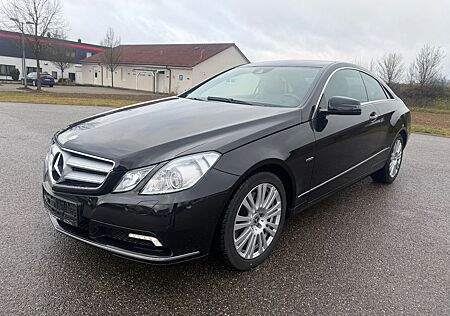 Mercedes-Benz E 350 CDI Coupe*AUTOM*NAVI*BI-XEN*TEILLEDER*