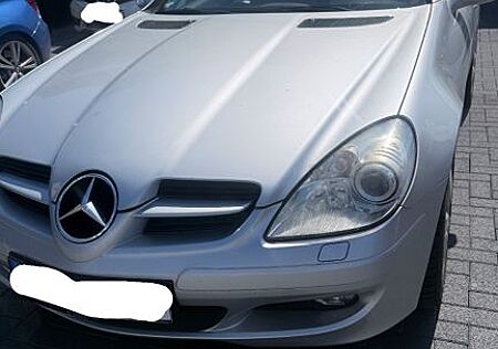 Mercedes-Benz 200