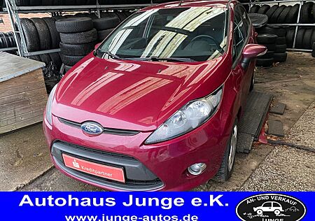 Ford Fiesta 1,4 Automatik Sitzheizung Einparkhilfe