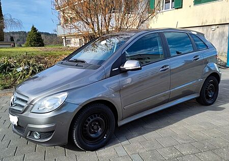 Mercedes-Benz B 170 B 180 MB Mercedes NGT BlueEFFICIENCY
