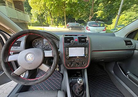 VW Golf Volkswagen 1.9 TDI 105 PS