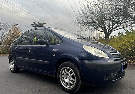 Citroën Xsara Picasso 1.8 16V Confort TÜV NEU/TOP