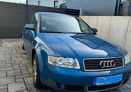 Audi A4 2.0 - Limousine