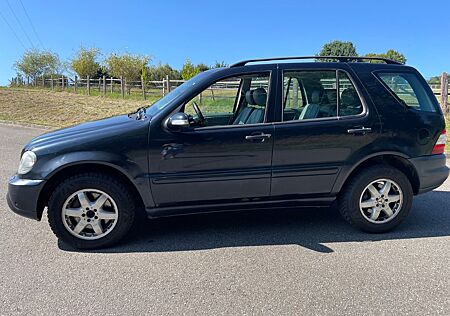 Mercedes-Benz ML 400
