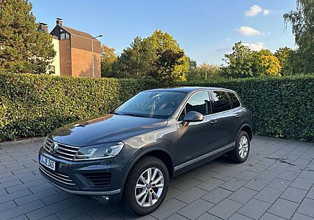 VW Touareg Volkswagen 3.0 V6 TDI SCR Tiptr. BMT Terrain Te...