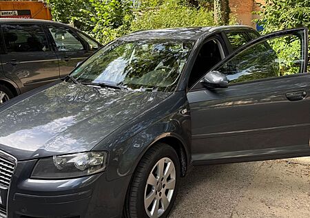 Audi A3 2.0 FSI Benzin