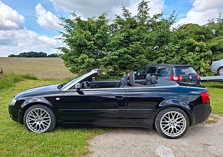 Audi A4 Cabriolet 1.8 Turbo Leder Tüv e.Verdeck