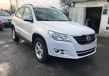 VW Tiguan Volkswagen 2.0 TDI Track & Field 4Motion/Automatik