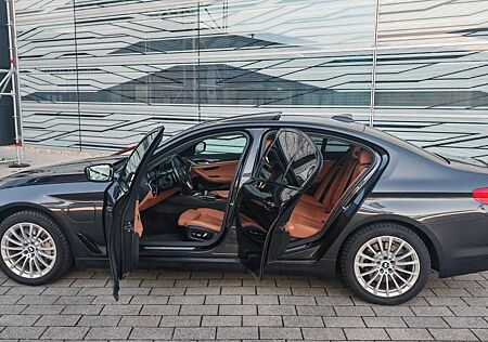 BMW 530e /Sport Line/HUD/360°/Leder/voll