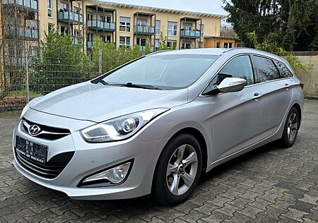 Hyundai i40 cw / Kamera / Navi / Sitzheizung
