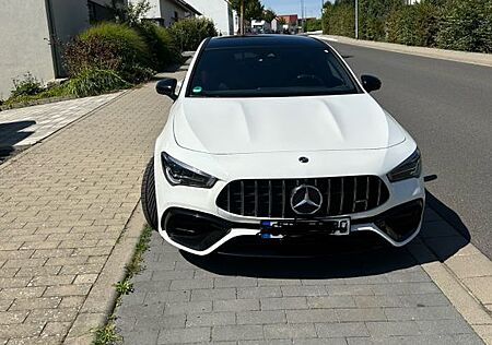 Mercedes-Benz CLA 45 AMG Shooting Brake Mercedes-AMG CLA 4...
