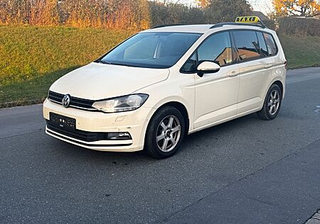 VW Touran Volkswagen