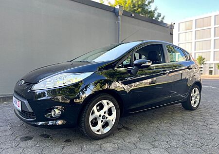 Ford Fiesta Titanium / Anhängerkupplung / 4.Türig