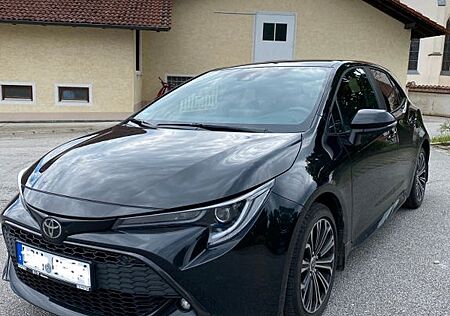 Toyota Corolla 1,2 T , 5-Türer, Team D, Technik Paket