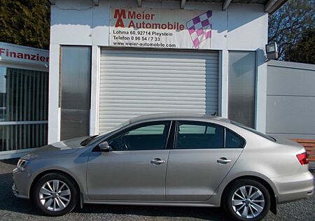 VW Jetta Volkswagen VI 47.000 km 1.Hand,sehr gepflegt,TÜV neu