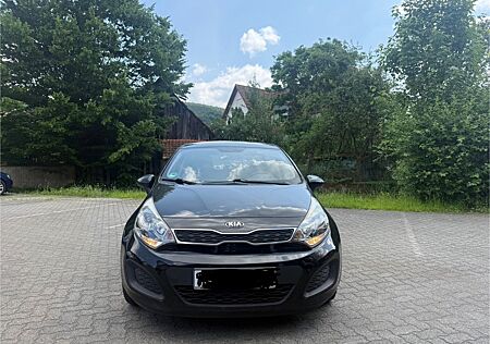 Kia Rio 1.4 CRDi Platinum Edition Platinum Edition