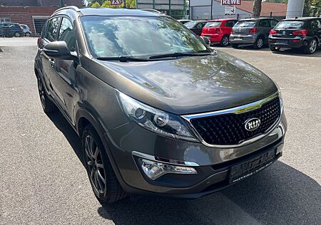 Kia Sportage Spirit 2WD"Leder"Navi"Kamera"Xenon"SHZ"