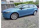 Volvo V40 gut gepflegter D3 Geartronic Momentum