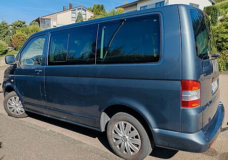 VW T5 Caravelle Volkswagen 2,5 TDI