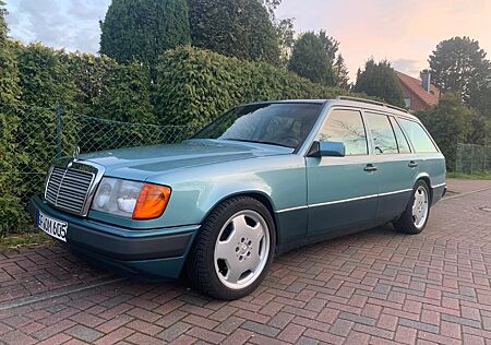 Mercedes-Benz E 300 W124 OM606 Borg Warner Dieselmeken 722.6