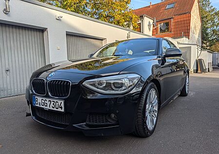 BMW 116d Sport Line M*AUTOMATIK*SCHECKHEFT*