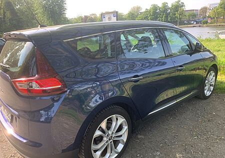 Renault Grand Scenic ENERGY dCi 110 EDC Bose Edition...