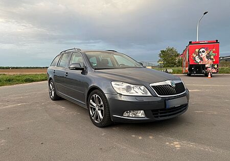 Skoda Octavia 1.4 TSI DSG Combi Automatic