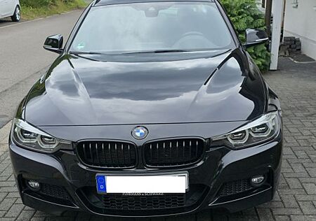BMW 320d Touring M Sport HUD AHK PANO LED 19"