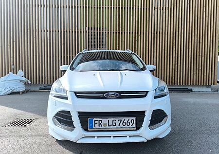 Ford Kuga 2,0 TDCi 4x4 132kW Titanium PowerShift ...