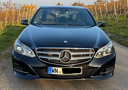 Mercedes-Benz E 200 BlueTEC AVANTG 7G-TRO AHK COMAND SPORT WR