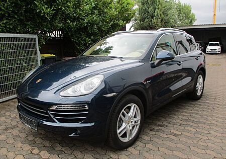 Porsche Cayenne 3.0 V6 Diesel -Leder-Navigation-