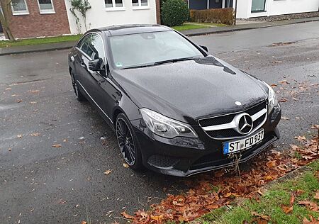 Mercedes-Benz E 200 Coupé CGI 7G Tronic Navi Pano