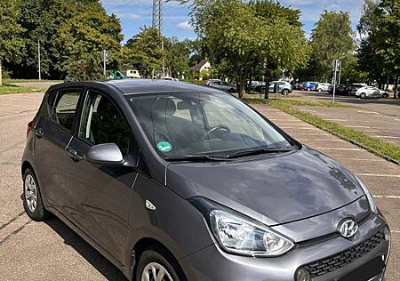 Hyundai i10 1.0 Trend Trend, Apple Car Play, SHZ, Klima