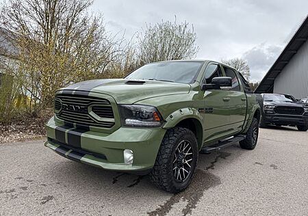 Dodge RAM 1500 HEMI 5.7L CREW CAB SPORT HOCH & BREIT
