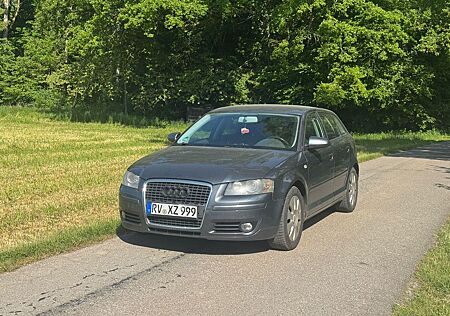 Audi A3 2.0 FSI Ambiente Sportback Ambiente