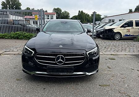 Mercedes-Benz E 220 d Avantgarde Aut*Widescreen*Navi*Org Schw