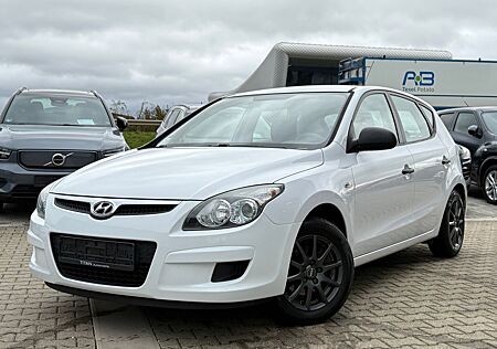 Hyundai i30 gebraucht kaufen Hyundai i30 Classic/5-türig/TÜV 03-27/ZV/Radio-CD/