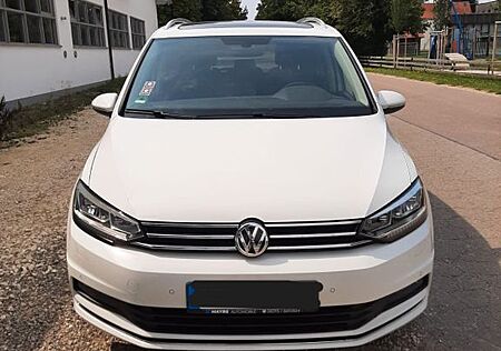 VW Touran Volkswagen 1.4 TSI Highline