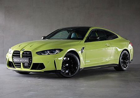 BMW M4 Coupe Competition Carbon paket