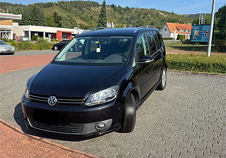 VW Touran Volkswagen 1.4 TSI CUP 7Sitze Navi AHK Standheizung