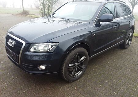 Audi Q5 3.0 TDI S Linequattro-PANO! NAVI..AHK,,TÜVNEU
